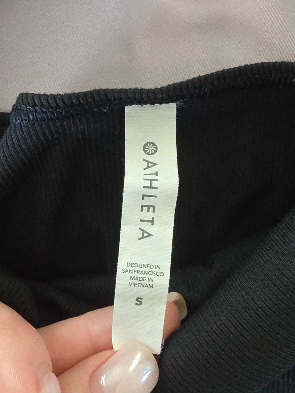 Athleta Cropped Black Twist-back Tank Top - Picture 3 of 3